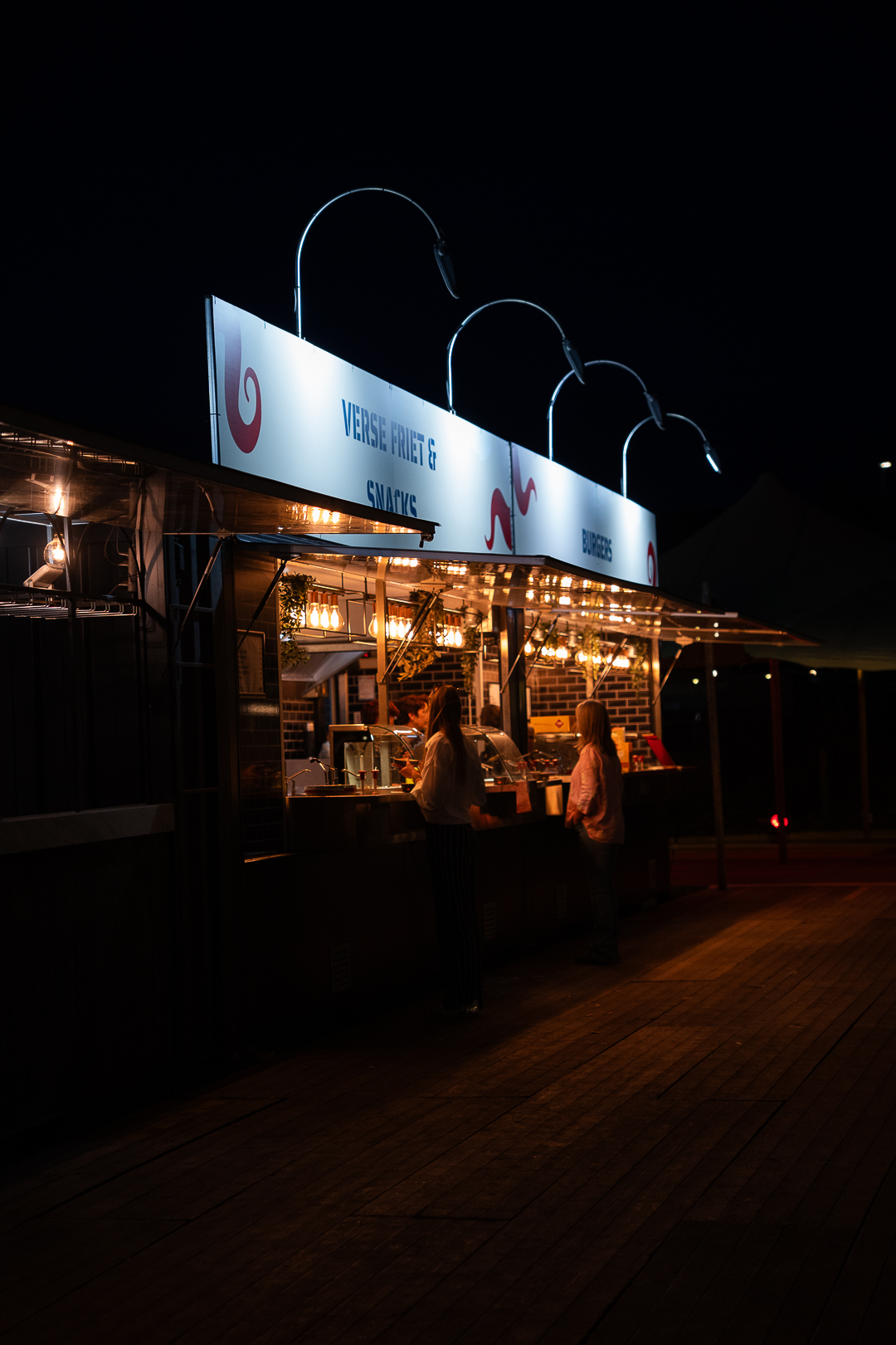 Sfeer vrijdag 18 september @ Curiosity Festival, picture 3, photographed by Luca Depuydt - FrontView Magazine