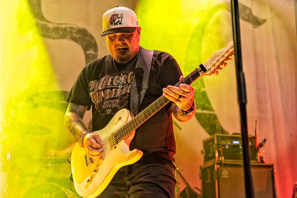 Black Stone Cherry @ Het Depot, picture 11, photographed by Johan Allaert - FrontView Magazine