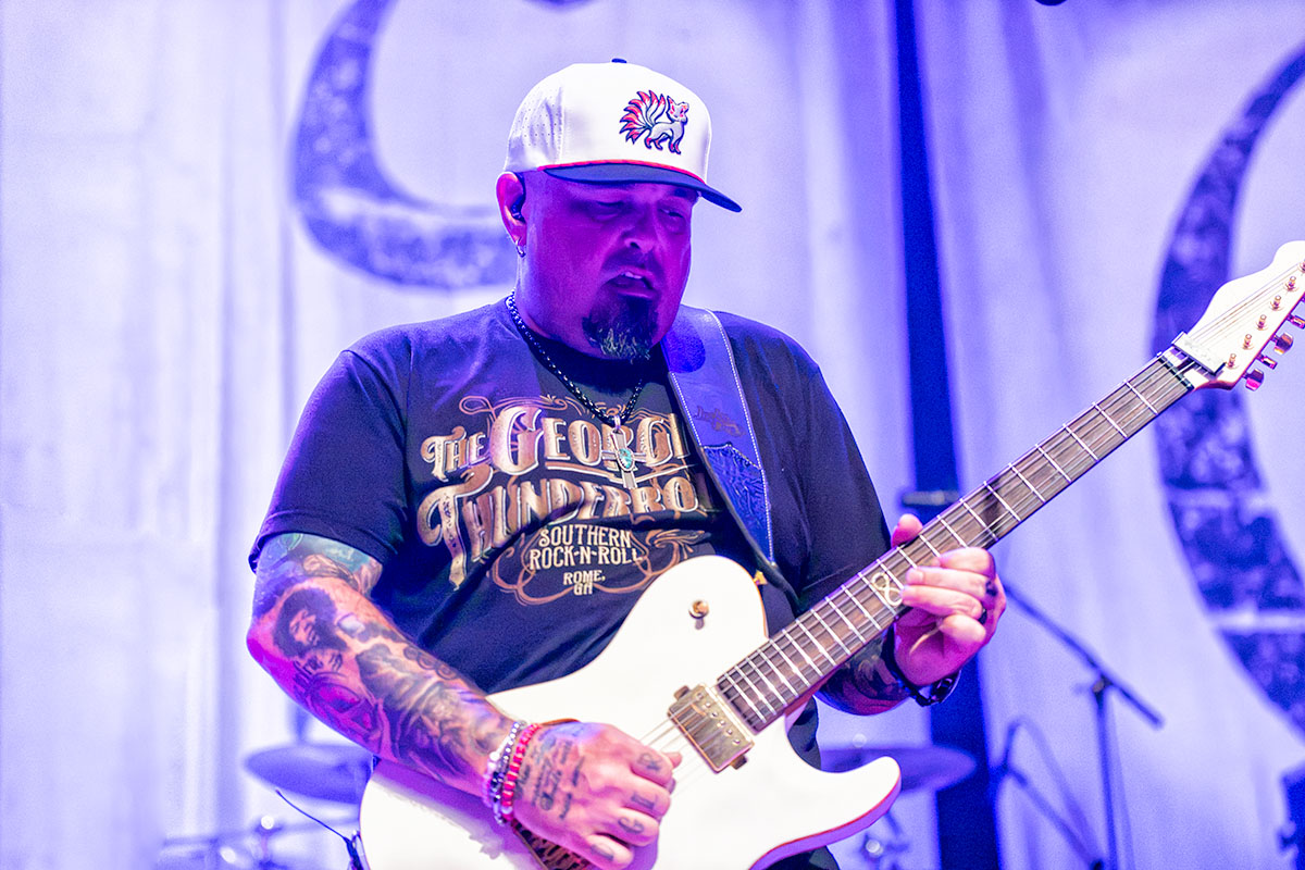 Black Stone Cherry @ Het Depot, picture 2, photographed by Johan Allaert - FrontView Magazine
