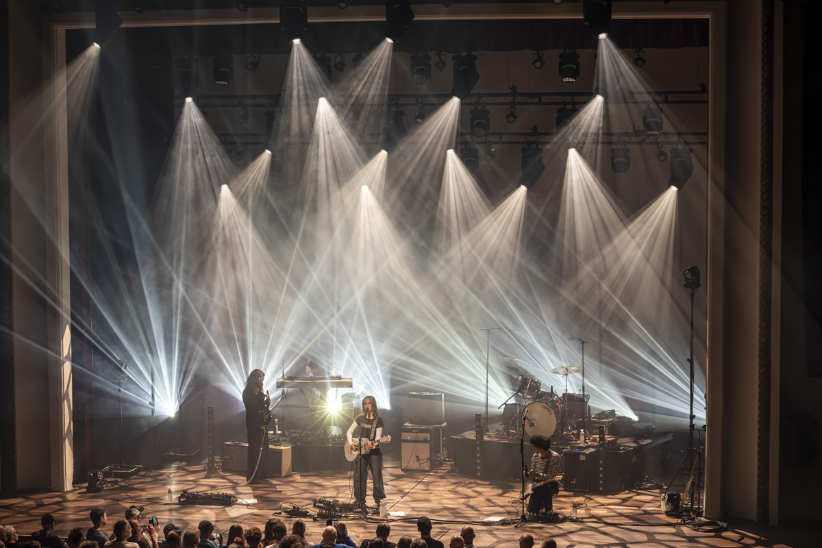 Ise @ De Roma, picture 6, photographed by dirk janssens - FrontView Magazine