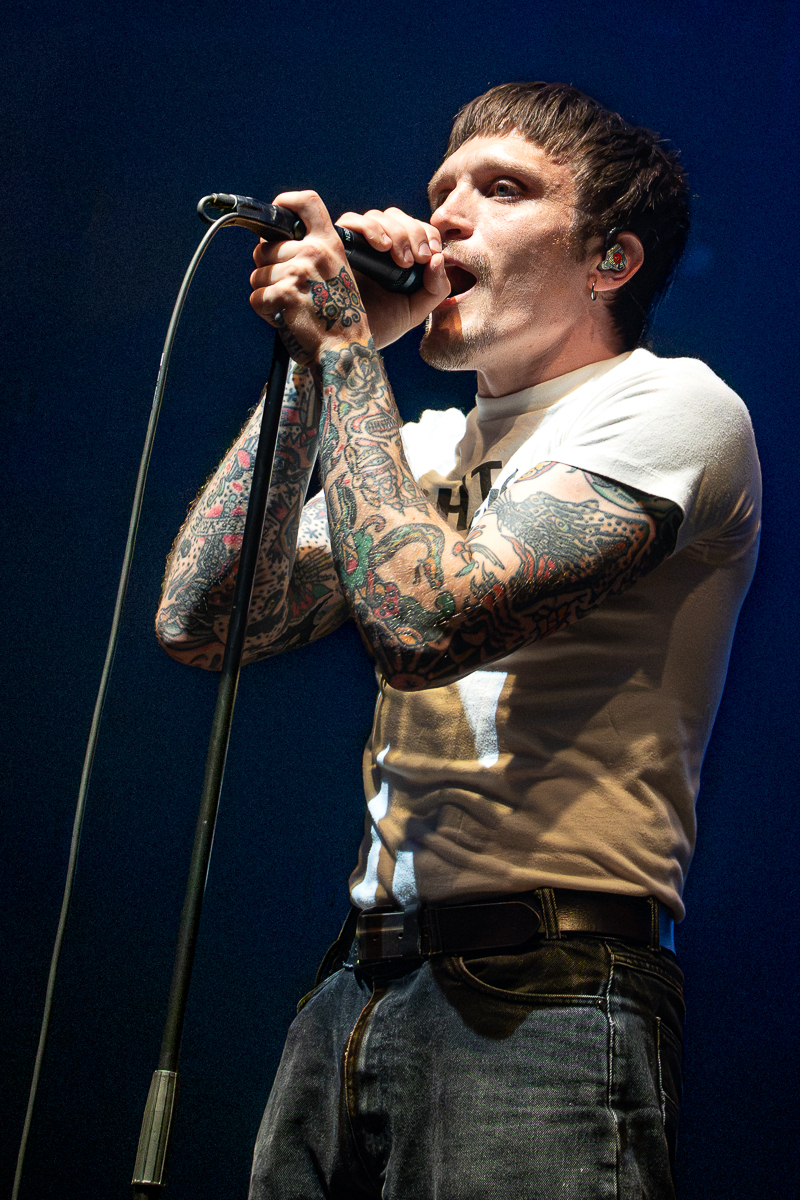 Neck Deep @ Vorst Nationaal, picture 1, photographed by Anoek Houben - FrontView Magazine