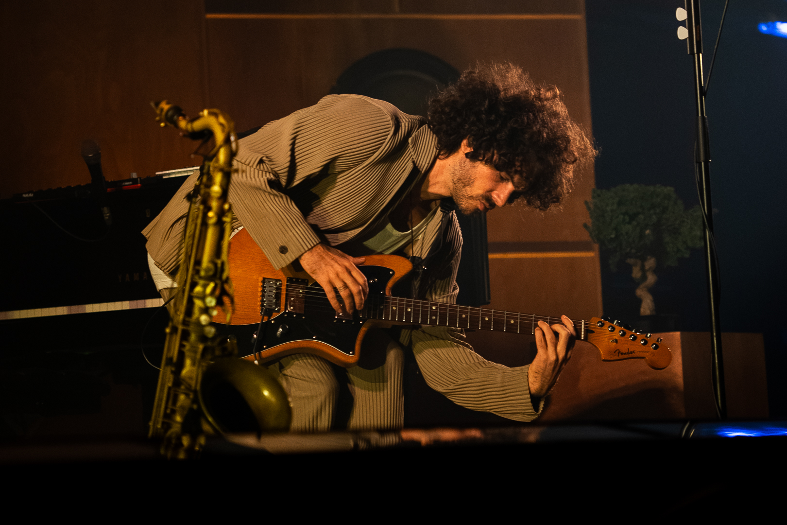 FKJ @ De Roma, picture 16, photographed by Luca Depuydt - FrontView Magazine