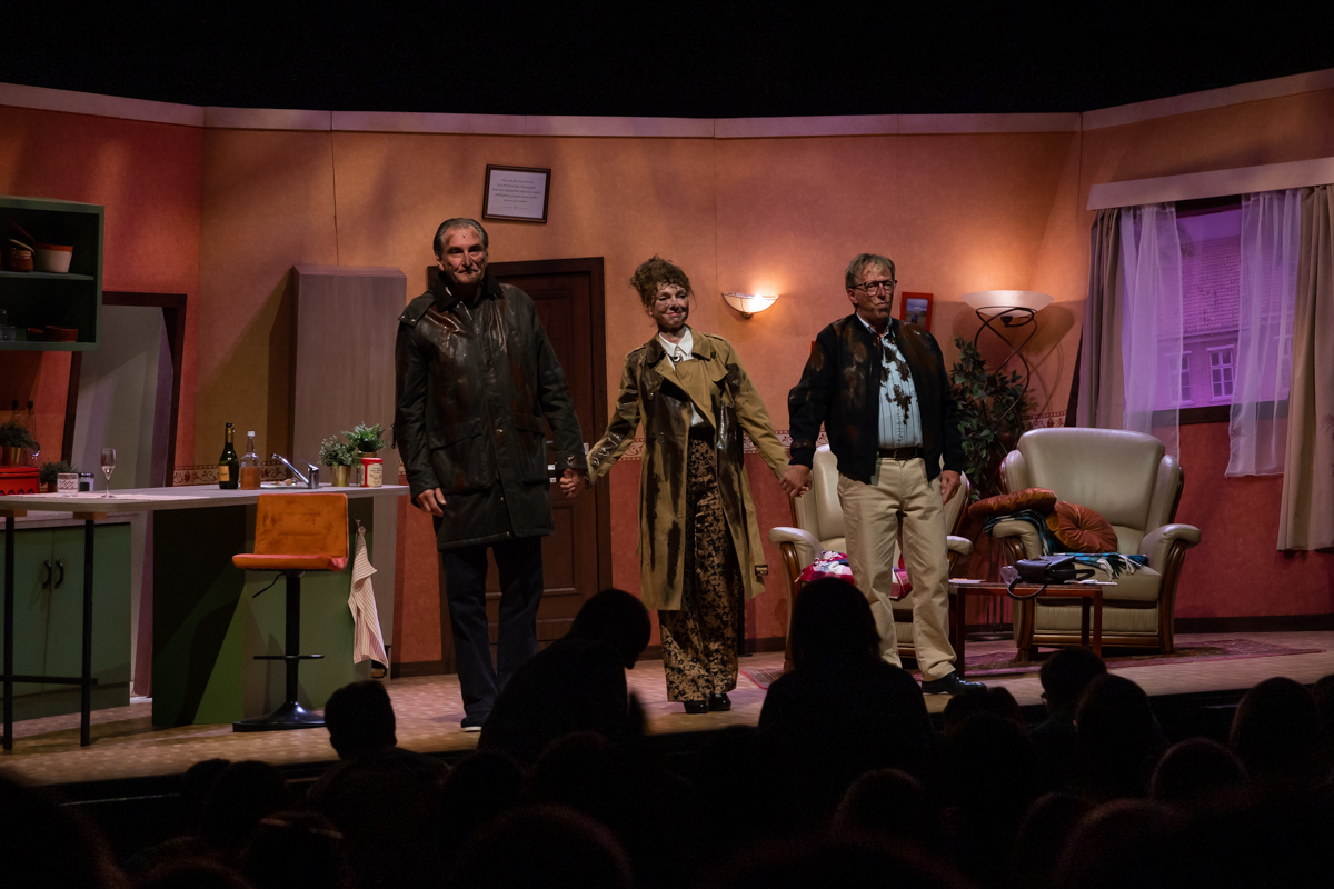 Première Het Zinkgat @ Theater Elckerlyc, foto 1, foto's door Goele Bormans - FrontView Magazine
