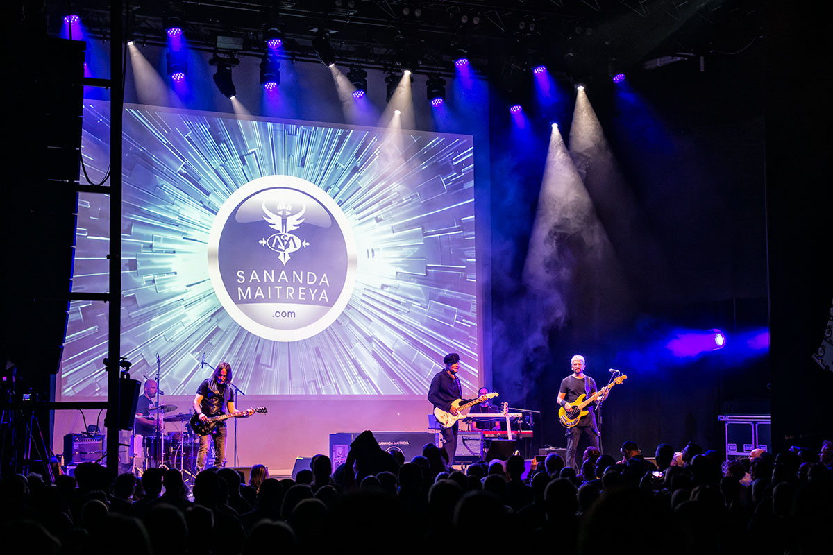 Sananda Maitreya @ Het Depot, picture 6, photographed by Johan Allaert - FrontView Magazine