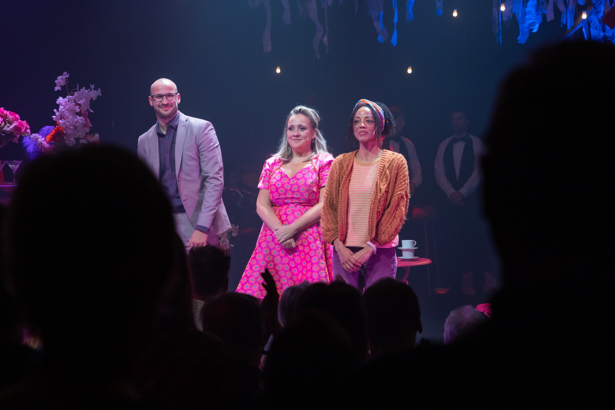 Première Blind Date @ Fakkeltheater, foto 1, foto's door Goele Bormans - FrontView Magazine
