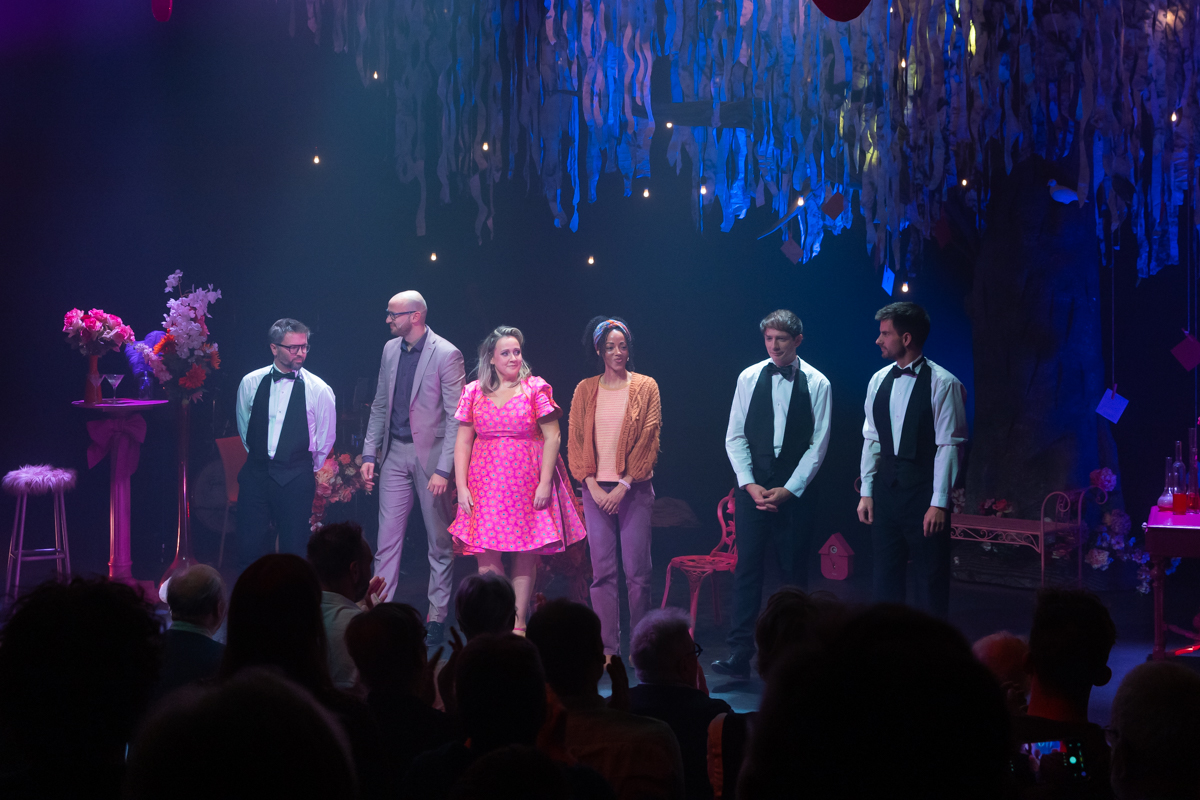 Première Blind Date @ Fakkeltheater, foto 2, foto's door Goele Bormans - FrontView Magazine