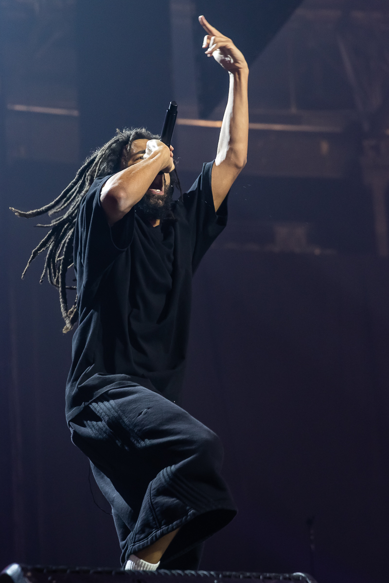 J. Cole - The Fall-Off Tour @ Afas dome, picture 19, photographed by Marc Verdonck - FrontView Magazine