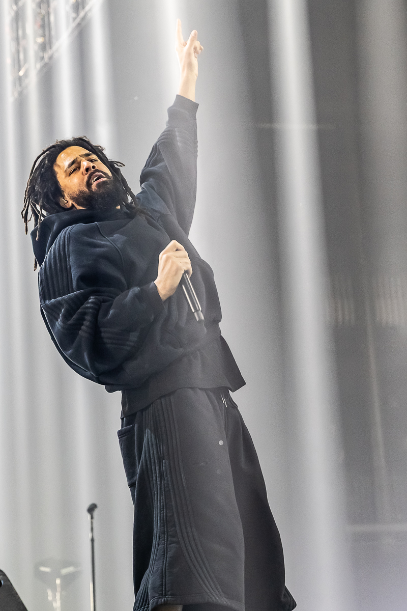 J. Cole - The Fall-Off Tour @ Afas dome, picture 3, photographed by Marc Verdonck - FrontView Magazine