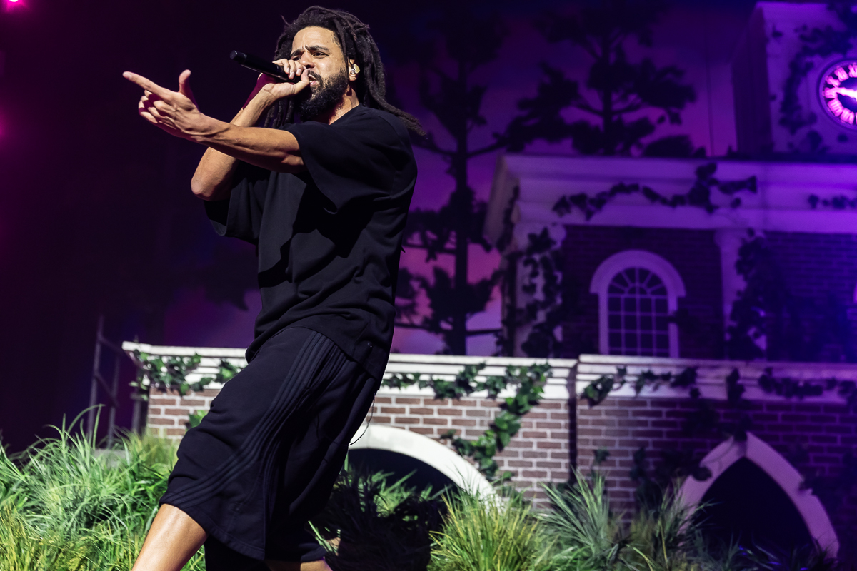 J. Cole - The Fall-Off Tour @ Afas dome, picture 13, photographed by Marc Verdonck - FrontView Magazine