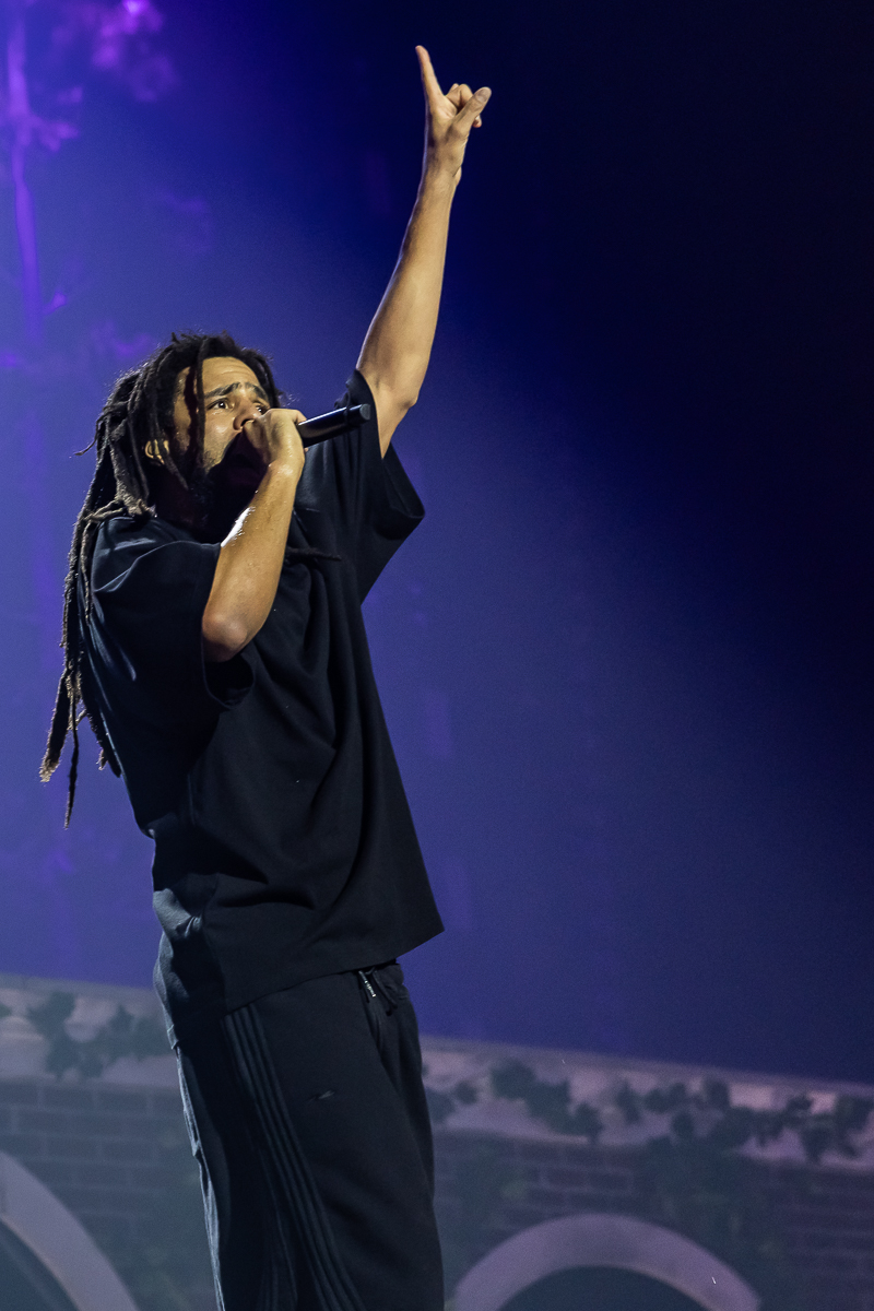 J. Cole - The Fall-Off Tour @ Afas dome, picture 17, photographed by Marc Verdonck - FrontView Magazine