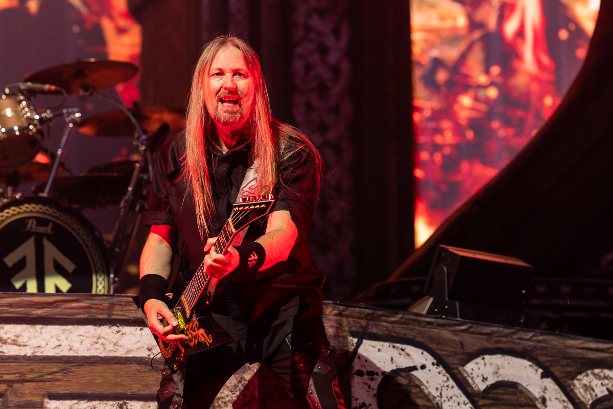 Amon Amarth @ Lotto Arena, picture 5, photographed by David Johnson - FrontView Magazine