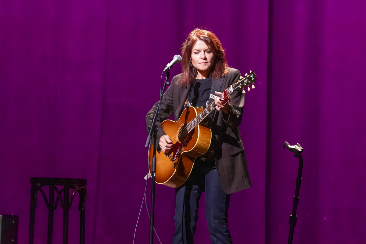 Rosanne Cash en John Leventhal@De Roma, foto 3, foto's door dirk janssens - FrontView Magazine