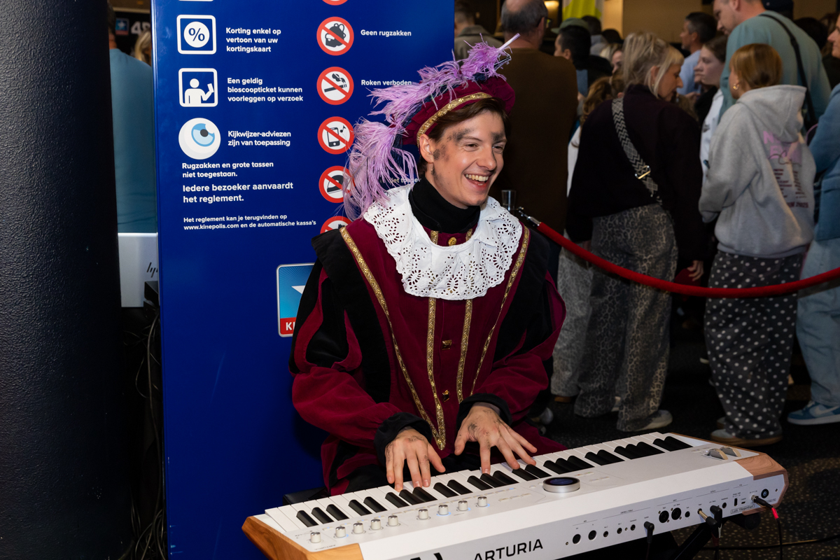 Première De Club van Sinterklaas: Paniek in het Pietendorp, picture 22, photographed by Goele Bormans - FrontView Magazine