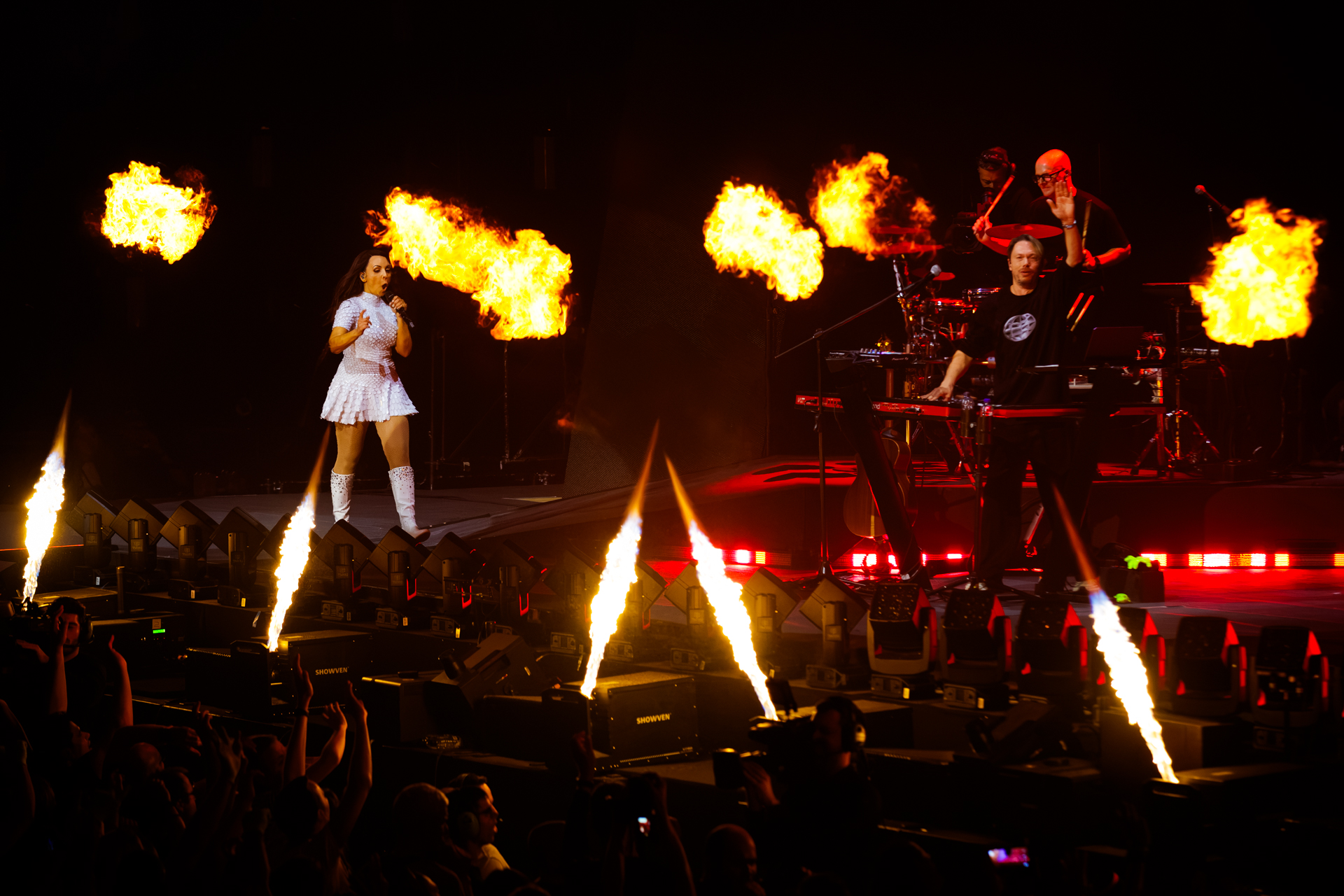 Milk Inc. - Forever @ Afas Dome, picture 26, photographed by Wim Sunnaert - FrontView Magazine