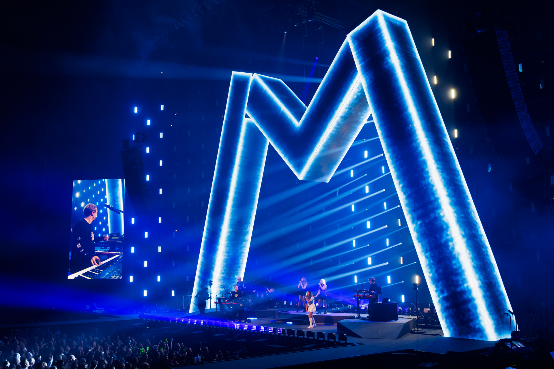 Milk Inc. - Forever @ Afas Dome, picture 29, photographed by Wim Sunnaert - FrontView Magazine