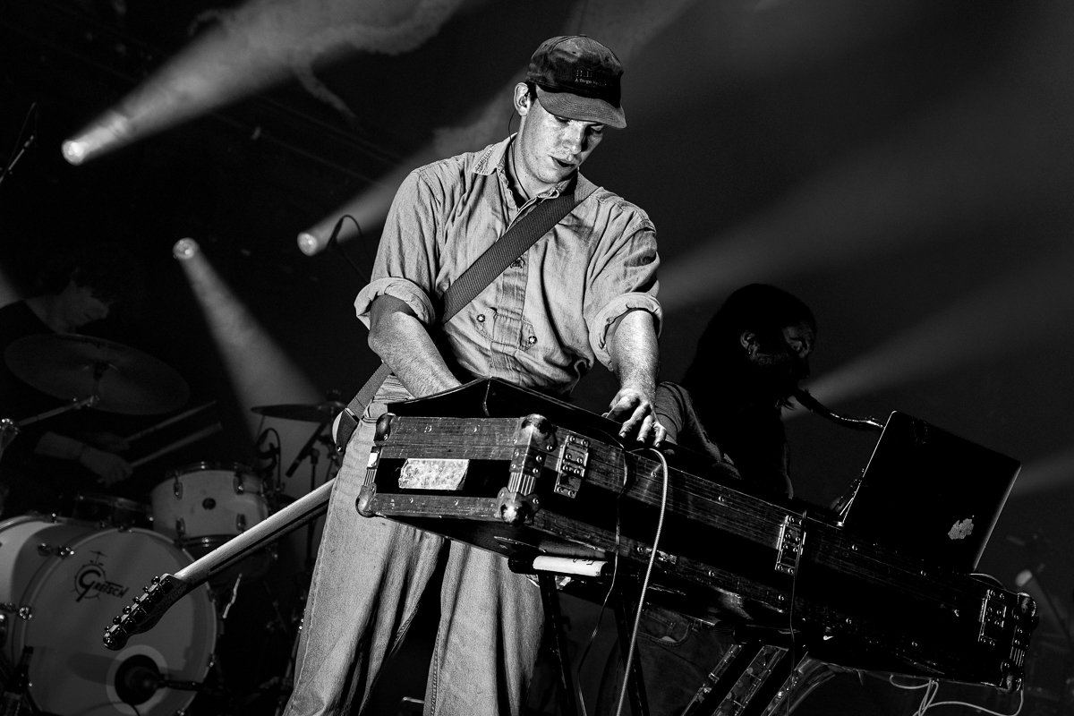 Fat Dog @ De Roma, picture 3, photographed by Anoek Houben - FrontView Magazine
