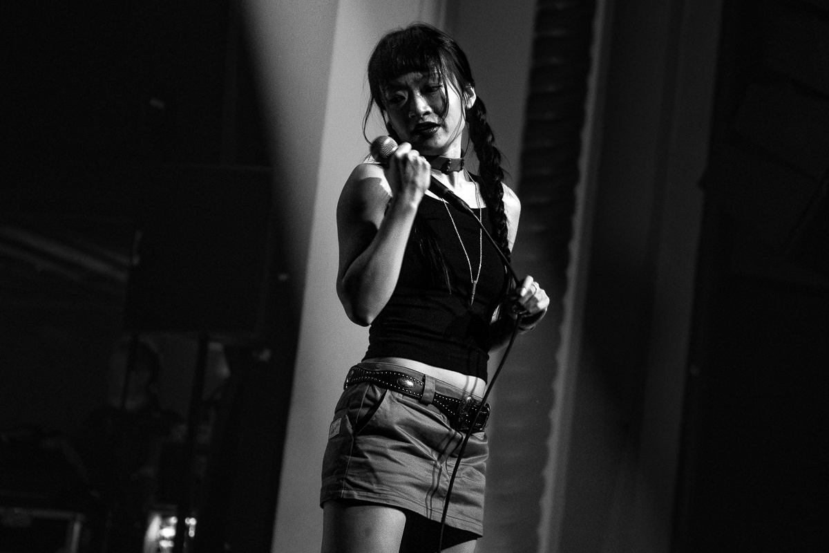 SILVERWINGKILLER @ De Roma, picture 1, photographed by Anoek Houben - FrontView Magazine