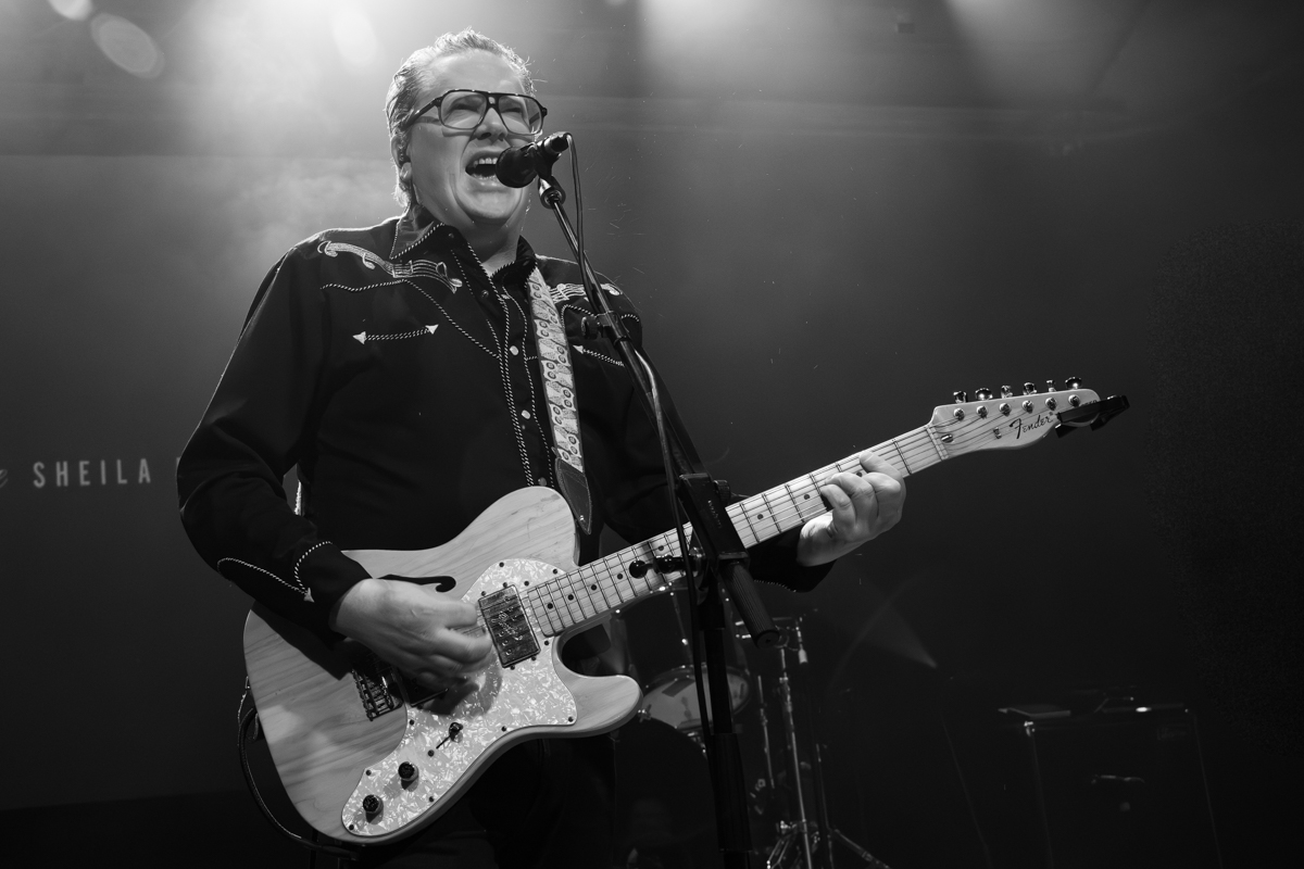 The Sheila Divine @ De Casino, picture 9, photographed by Koen Marcoen - FrontView Magazine