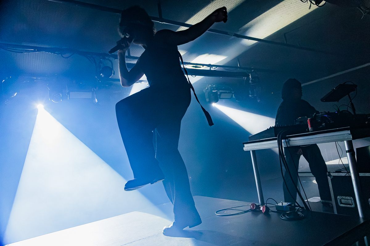 Ijsland @ Trix Club, picture 22, photographed by Peter Smet - FrontView Magazine