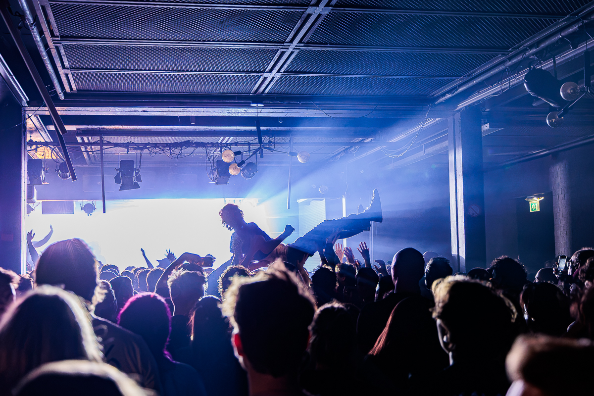 Ijsland @ Trix Club, picture 30, photographed by Peter Smet - FrontView Magazine